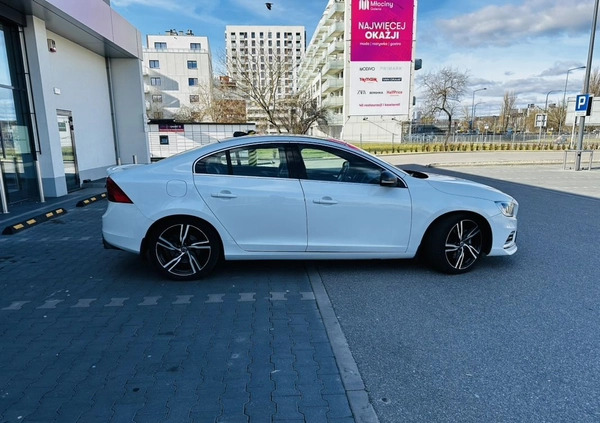 Volvo S60 cena 82790 przebieg: 88000, rok produkcji 2017 z Warszawa małe 301